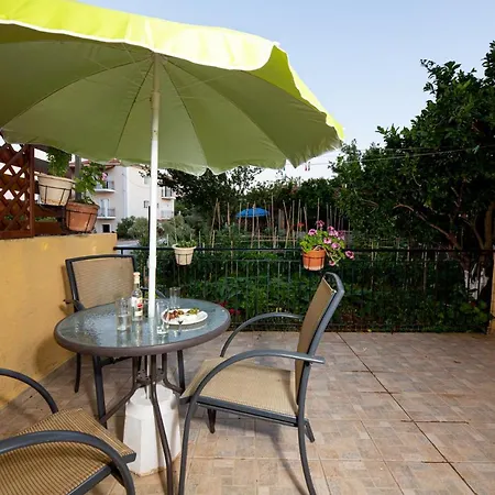 Apartment Mary's House